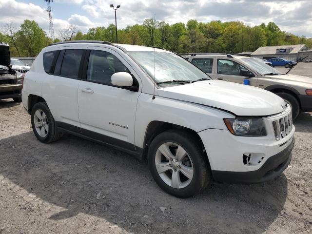 1C4NJDEB9GD719190 - 2016 JEEP COMPASS LATITUDE WHITE photo 4