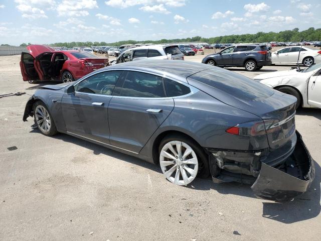 5YJSA1E26GF168467 - 2016 TESLA MODEL S Մոխրագույն լուսանկար 2