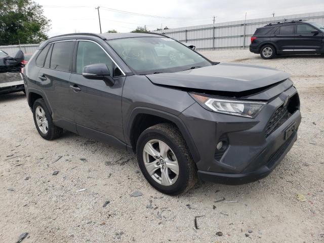 2T3W1RFVXKC023302 - 2019 TOYOTA RAV4 XLE GRAY photo 4