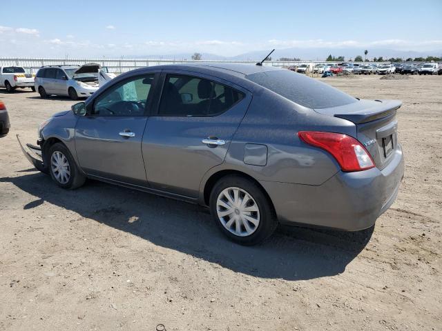 3N1CN7AP4HL874467 - 2017 NISSAN VERSA S GRAY photo 2