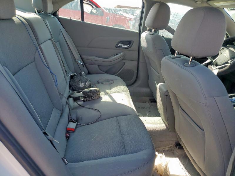 1G11A5SA8GU117941 - 2016 CHEVROLET MALIBU LIM LS WHITE photo 10