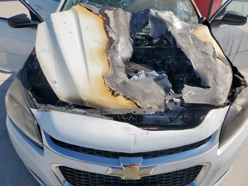 1G11A5SA8GU117941 - 2016 CHEVROLET MALIBU LIM LS WHITE photo 11