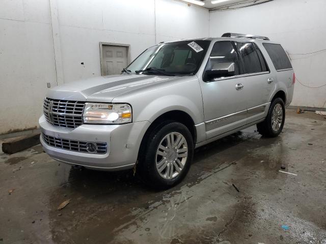 5LMJJ2J51BEJ09203 - 2011 LINCOLN NAVIGATOR SILVER photo 1