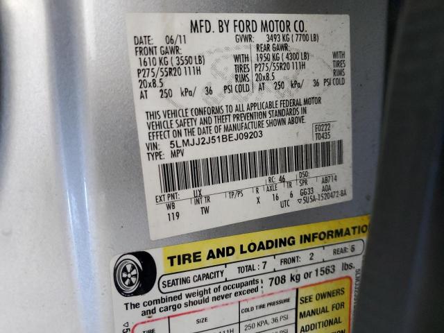 5LMJJ2J51BEJ09203 - 2011 LINCOLN NAVIGATOR SILVER photo 13