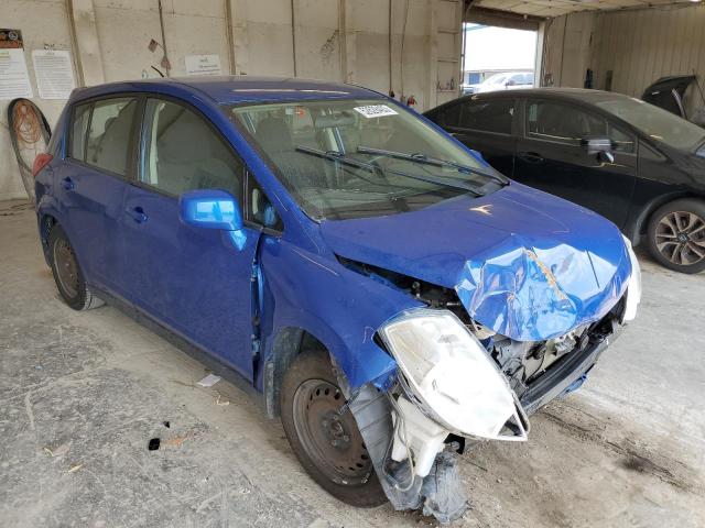 3N1BC13E98L402193 - 2008 NISSAN VERSA S BLUE photo 4