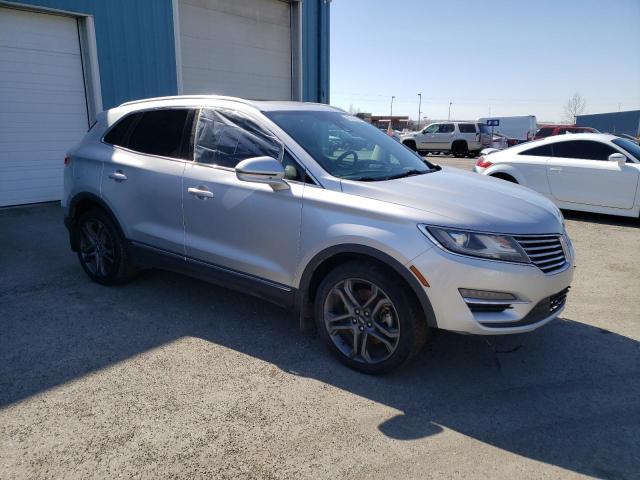 5LMTJ3DH8HUL35158 - 2017 LINCOLN MKC RESERVE SILVER photo 4