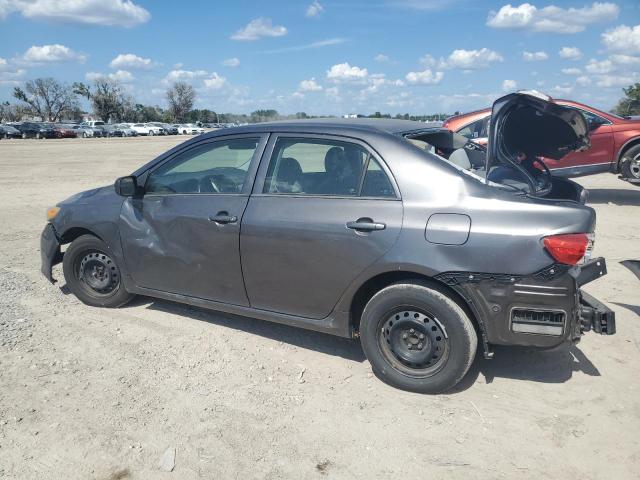 5YFBU4EE6DP181206 - 2013 TOYOTA COROLLA BASE GRAY photo 2