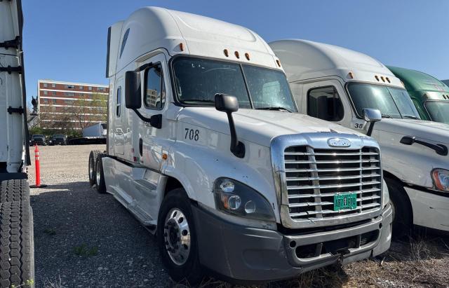 2015 FREIGHTLINER CASCADIA 1, null