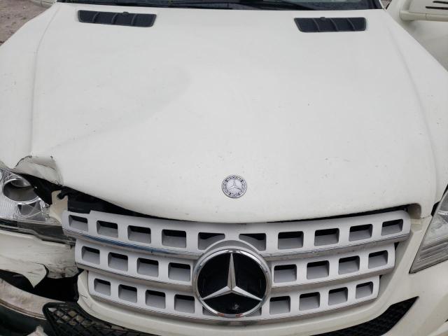 4JGBB8GB6BA718542 - 2011 MERCEDES-BENZ ML 350 4MATIC WHITE photo 12