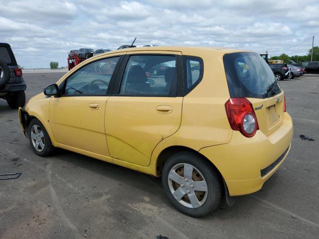 KL1TD66EX9B638580 - 2009 CHEVROLET AVEO LS YELLOW photo 2