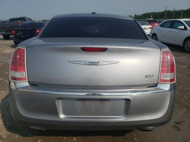 2C3CCAAG2DH665378 - 2013 CHRYSLER 300 SILVER photo 6