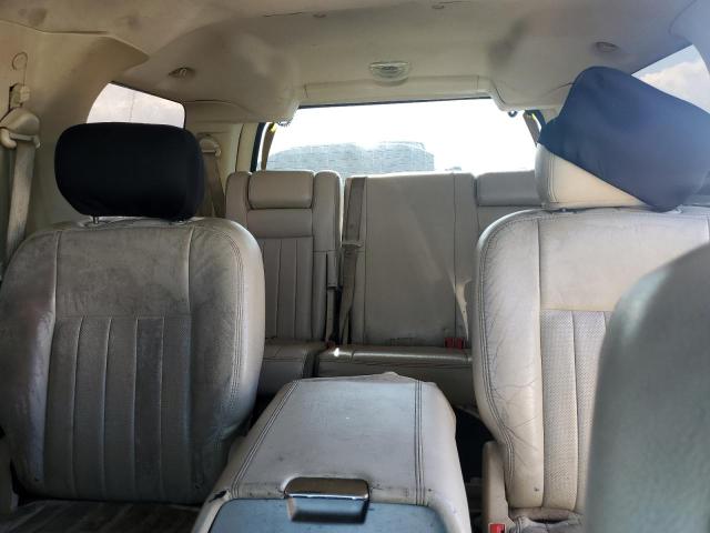 5LMFU27R84LJ42396 - 2004 LINCOLN NAVIGATOR ოქროსფერი ფოტო 10