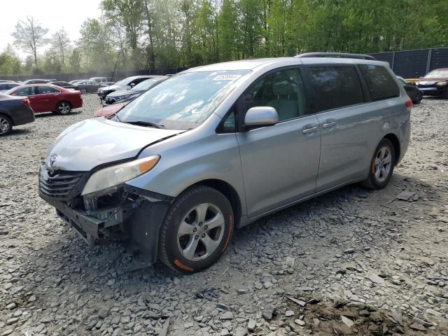 2011 TOYOTA SIENNA LE, 