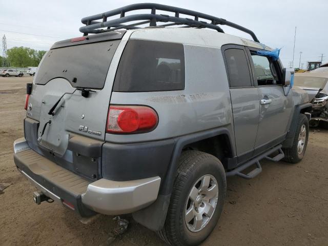 JTEBU4BF5AK078846 - 2010 TOYOTA FJ CRUISER SILVER photo 3