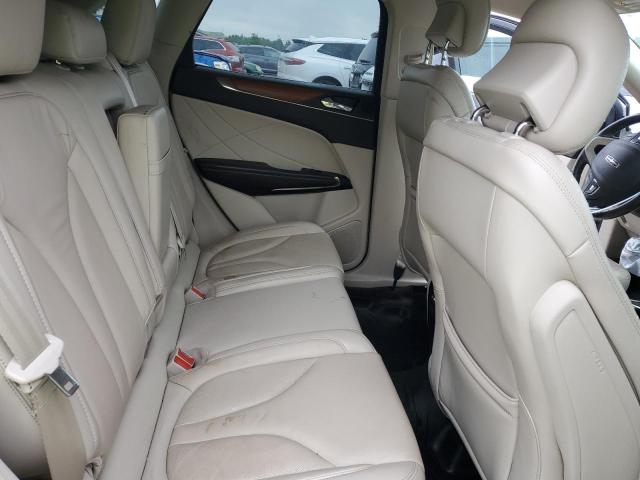 5LMCJ2C93HUL19261 - 2017 LINCOLN MKC SELECT Սպիտակ լուսանկար 11