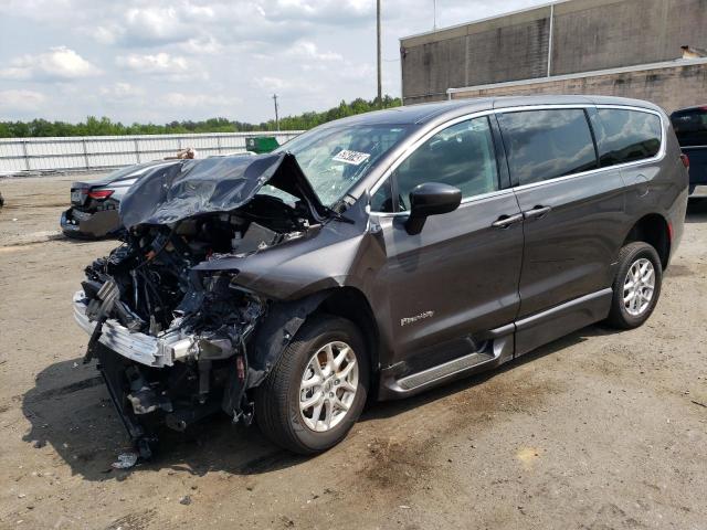 2022 CHRYSLER VOYAGER LX, 