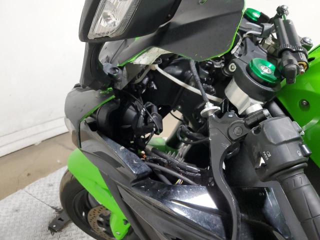 JKAZXCR16JA007296 - 2018 KAWASAKI ZX1000 R GREEN photo 12