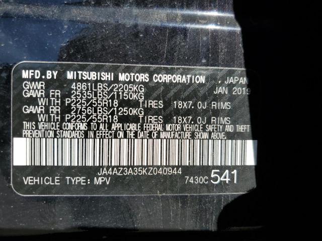 JA4AZ3A35KZ040944 - 2019 MITSUBISHI OUTLANDER SE BLACK photo 13