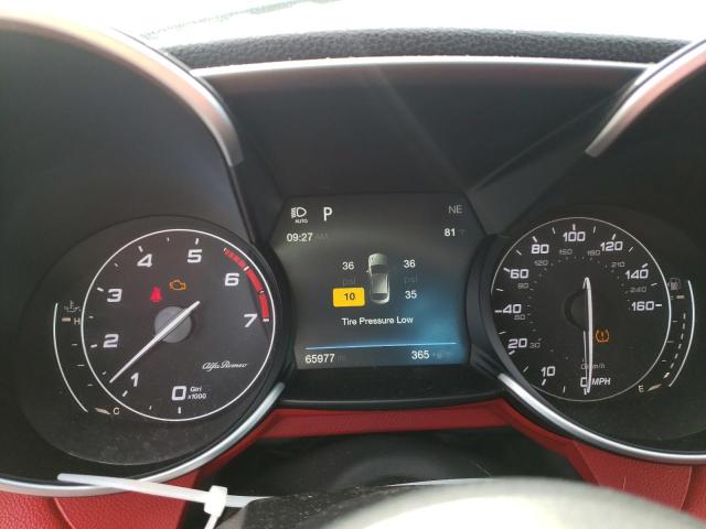 ZARFAEDN8H7542000 - 2017 ALFA ROMEO GIULIA Q4 BLACK photo 9