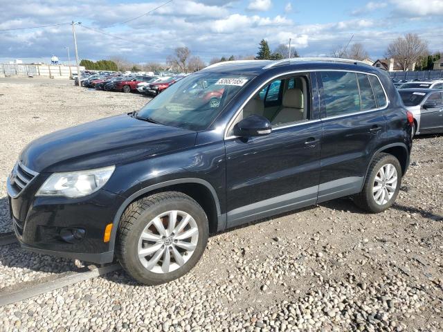 2011 VOLKSWAGEN TIGUAN S, 