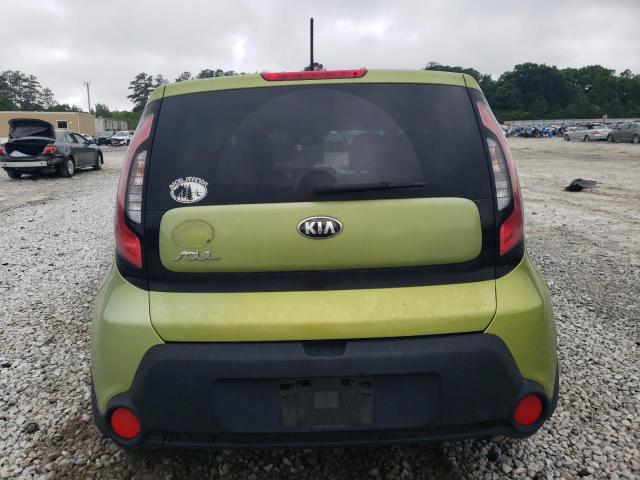 KNDJN2A20G7866266 - 2016 KIA SOUL GREEN photo 6