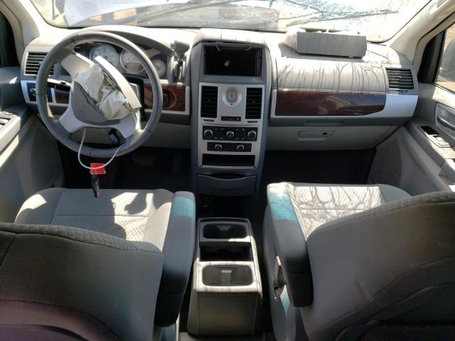 2A4RR5D17AR245554 - 2010 CHRYSLER TOWN & COU TOURING SILVER photo 8