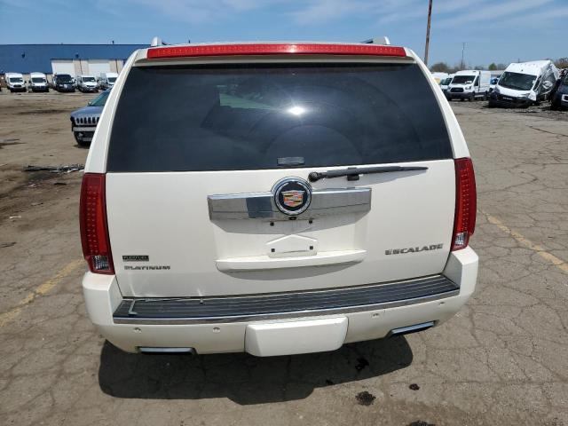 1GYS4KEF2CR325880 - 2012 CADILLAC ESCALADE ESV PLATINUM თეთრი ფოტო 6