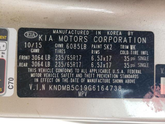 KNDMB5C19G6164738 - 2016 KIA SEDONA LX BEIGE photo 13