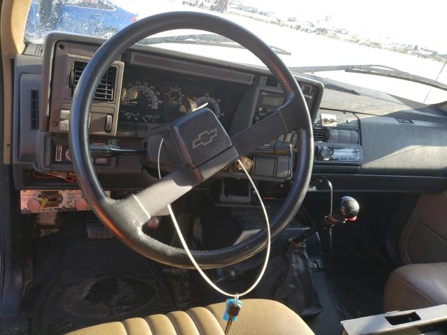 1GBM7H1C9XJ105049 - 1999 CHEVROLET C-SERIES C7H042 WHITE photo 10