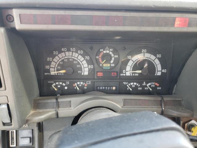 1GBM7H1C9XJ105049 - 1999 CHEVROLET C-SERIES C7H042 WHITE photo 8