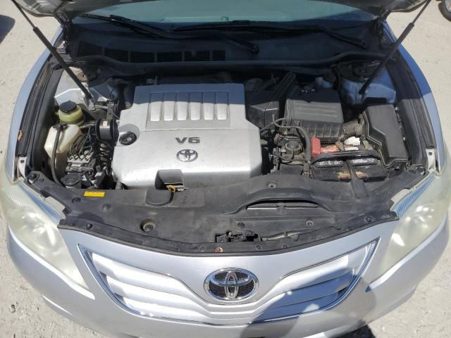 4T1BK3EK5AU101068 - 2010 TOYOTA CAMRY SE SILVER photo 11