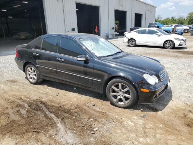 WDBRF92H67F933582 - 2007 MERCEDES-BENZ C 280 4MATIC BLACK photo 4