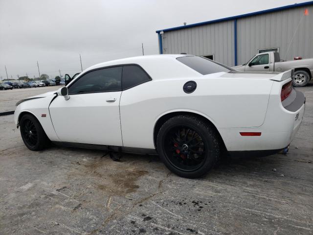 2C3CDYCJ1CH154323 - 2012 DODGE CHALLENGER SRT-8 WHITE photo 2