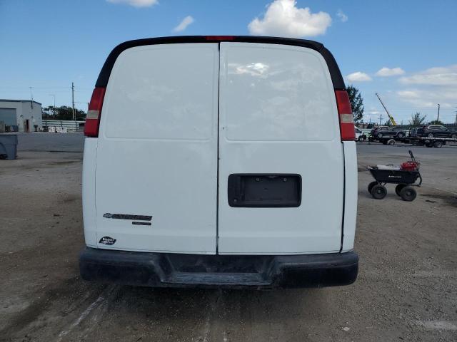 1GCWGFBA2D1161884 - 2013 CHEVROLET EXPRESS G2 WHITE photo 6