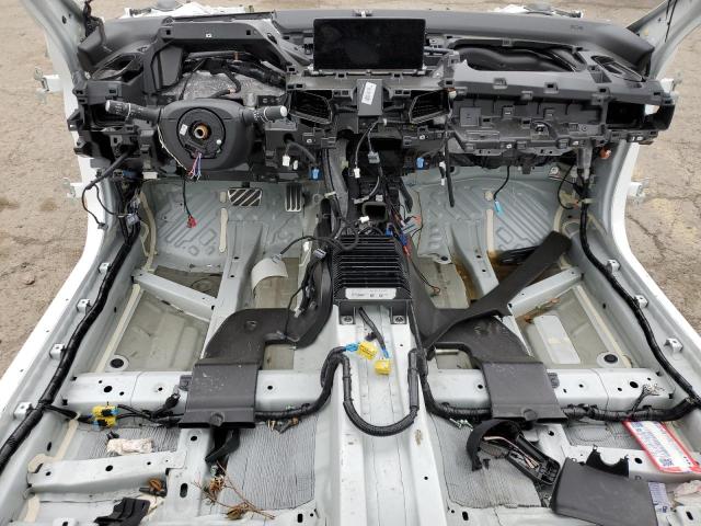 19UUB6F58MA010147 - 2021 ACURA TLX TECH A WHITE photo 8