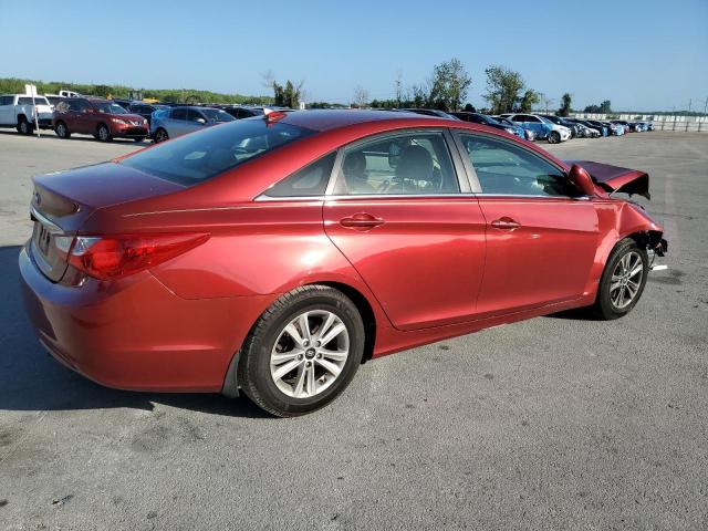 5NPEB4AC7DH743537 - 2013 HYUNDAI SONATA GLS RED photo 3