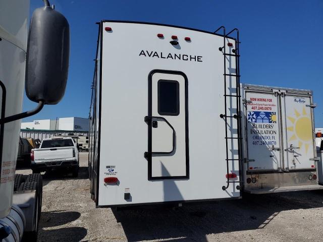 4YDF39626LE760520 - 2020 KEYSTONE AVALANCHE თეთრი ფოტო 3