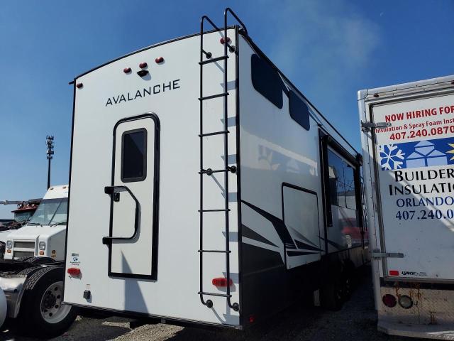 4YDF39626LE760520 - 2020 KEYSTONE AVALANCHE თეთრი ფოტო 4