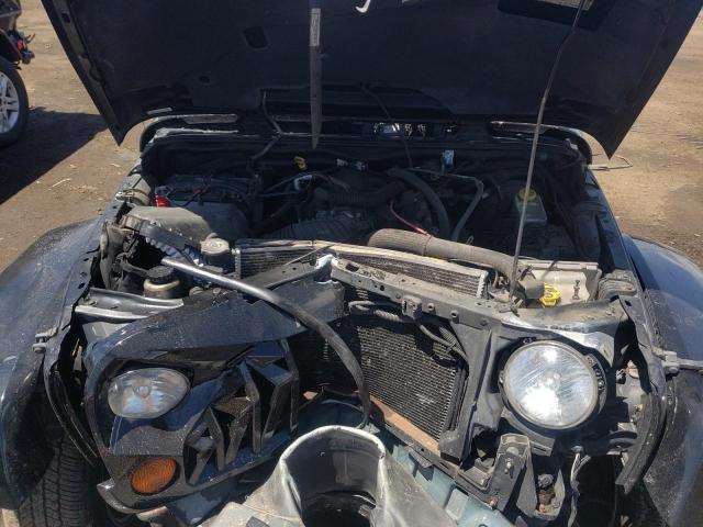 1J4FA54138L501458 - 2008 JEEP WRANGLER SAHARA BLACK photo 12