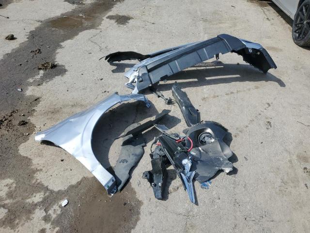 JF2SJADC6GH406765 - 2016 SUBARU FORESTER 2.5I PREMIUM 银色 照片 13