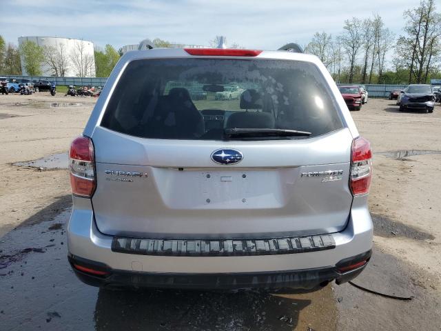 JF2SJADC6GH406765 - 2016 SUBARU FORESTER 2.5I PREMIUM 银色 照片 6