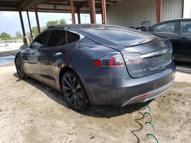 5YJSA1H22FFP71233 - 2015 TESLA MODEL S 85D GRAY photo 2