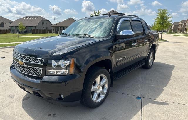 3GNTKFE35BG294224 - 2011 CHEVROLET AVALANCHE LT BLACK photo 2