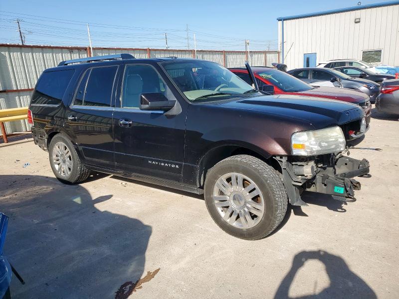 5LMJJ2H50DEL03164 - 2013 LINCOLN NAVIGATOR BLACK photo 4