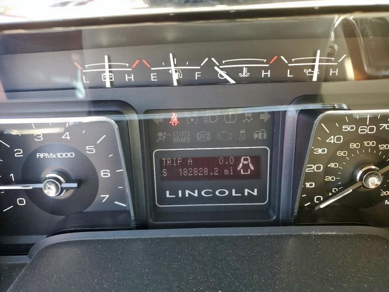 5LMJJ2H50DEL03164 - 2013 LINCOLN NAVIGATOR BLACK photo 9