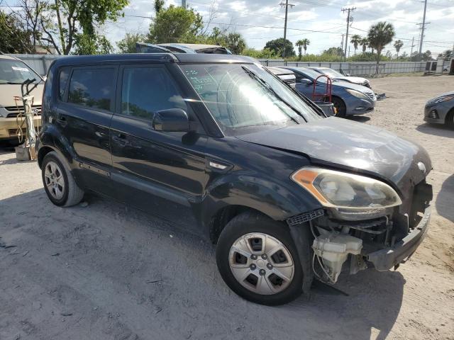 KNDJT2A56D7591014 - 2013 KIA SOUL BLACK photo 4