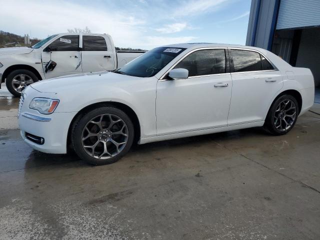 2013 CHRYSLER 300, 