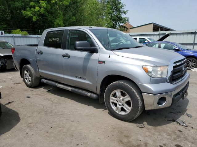 5TFDY5F16CX259675 - 2012 TOYOTA TUNDRA CREWMAX SR5 GRAY photo 4