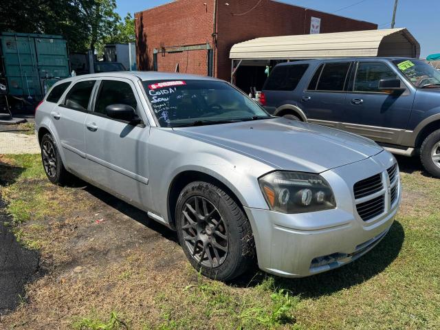 2D4FV48T15H622081 - 2005 DODGE MAGNUM SE SILVER photo 1