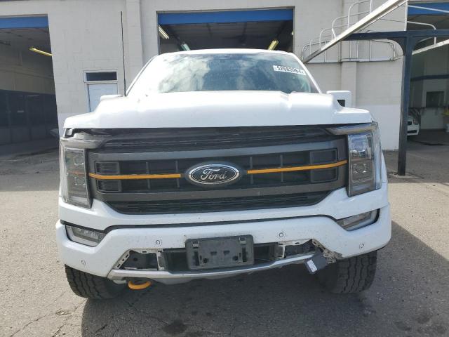 1FTEW1E87NFA17794 - 2022 FORD F150 SUPERCREW WHITE photo 5